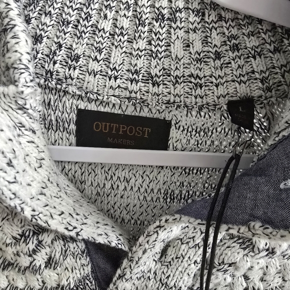 Outpost Makers Sweater Men's Large New With Tags - Picture 3 of 5